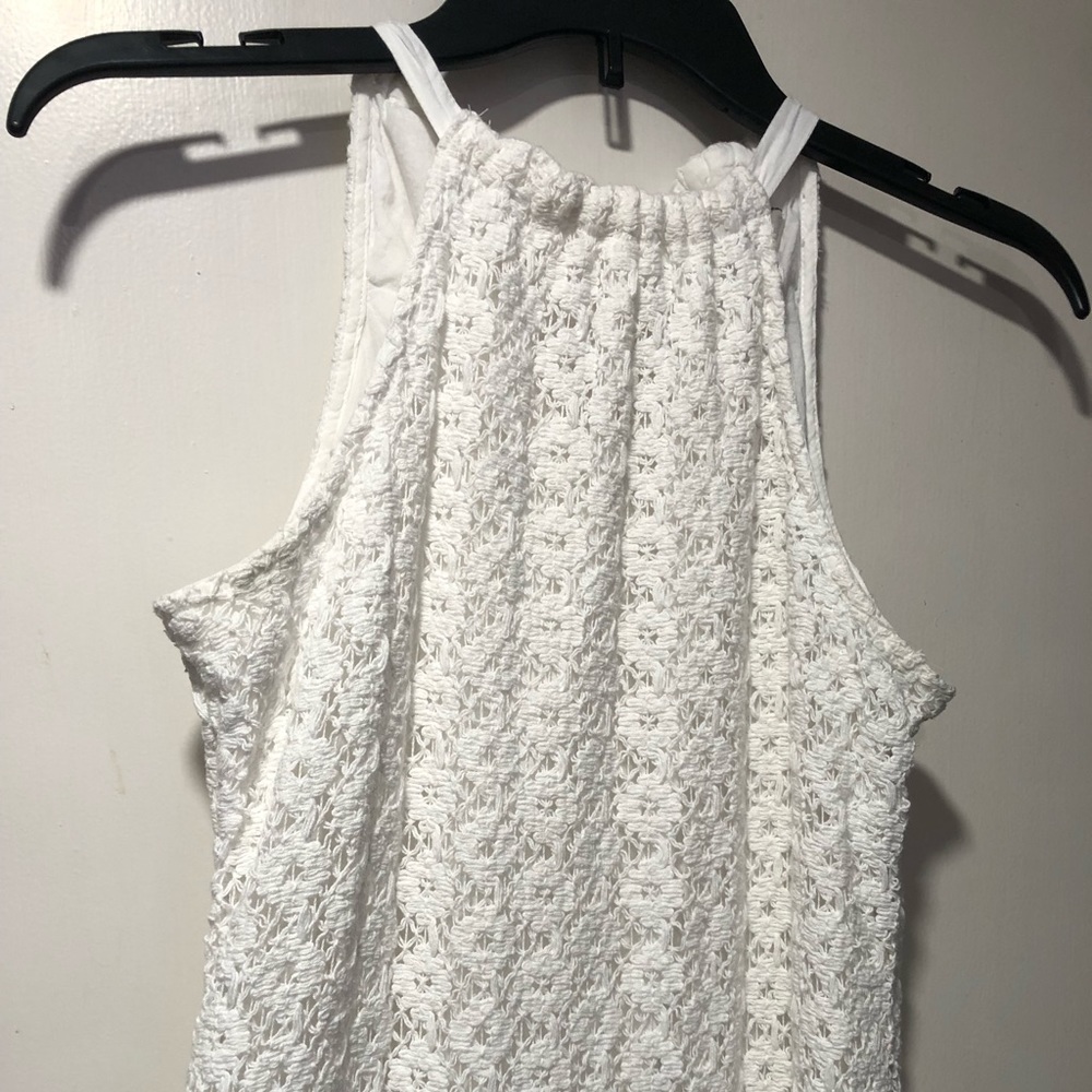 Women’s sleeveless crochet dress